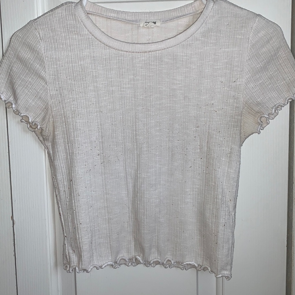 white garage cropped tee